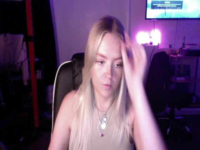 Live sex webcam photo for SavageBaabie #273648877