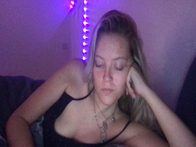 Live sex webcam photo for SavageBaabie #273734236