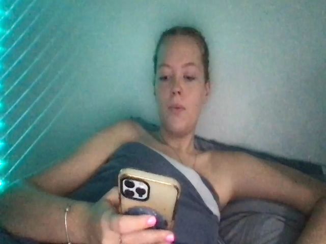 Live sex webcam photo for SavageBaabie #274166686