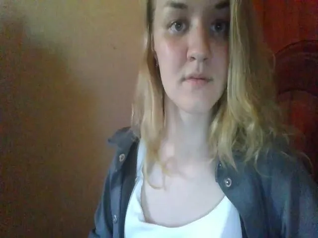 Live sex webcam photo for ScarletChase #273539923