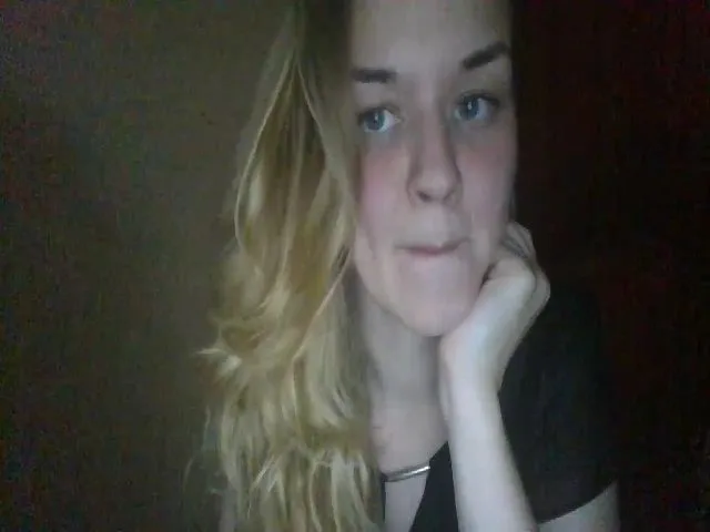 Live sex webcam photo for ScarletChase #273551676