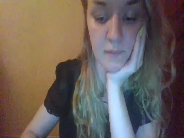 Live sex webcam photo for ScarletChase #273552558