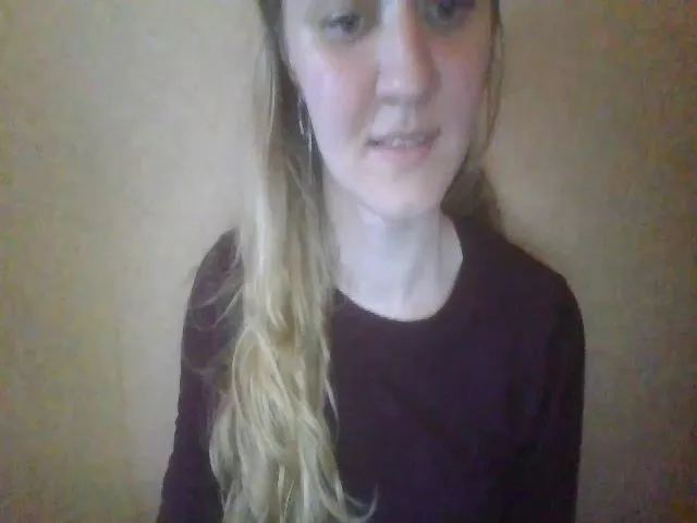 Live sex webcam photo for ScarletChase #273603251