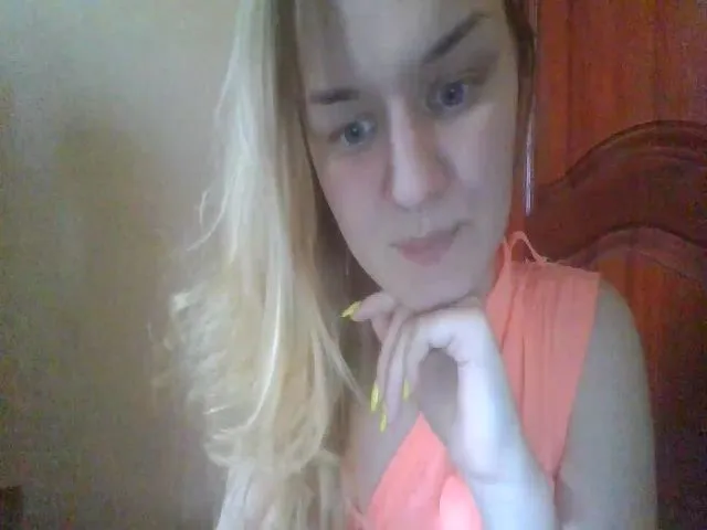 Live sex webcam photo for ScarletChase #273635314