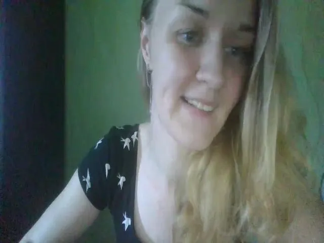 Live sex webcam photo for ScarletChase #273664899