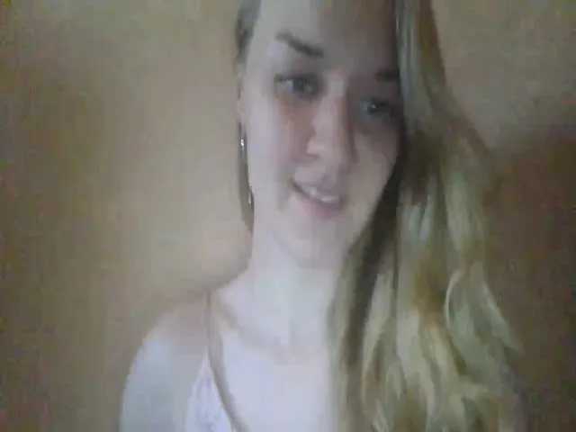 Live sex webcam photo for ScarletChase #273712244