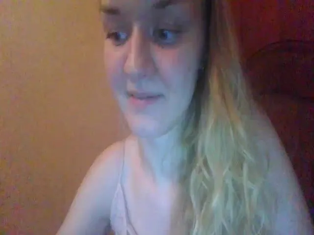 Live sex webcam photo for ScarletChase #273712842
