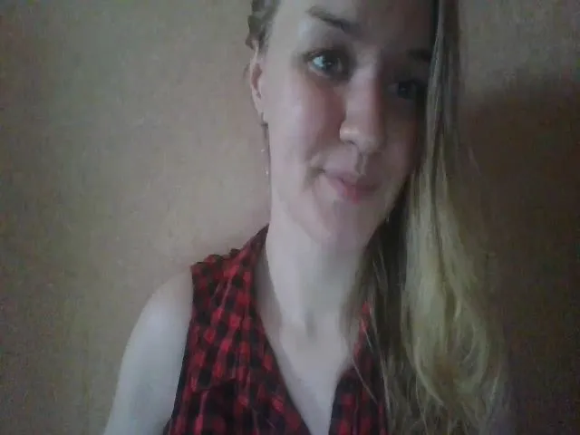Live sex webcam photo for ScarletChase #273739437