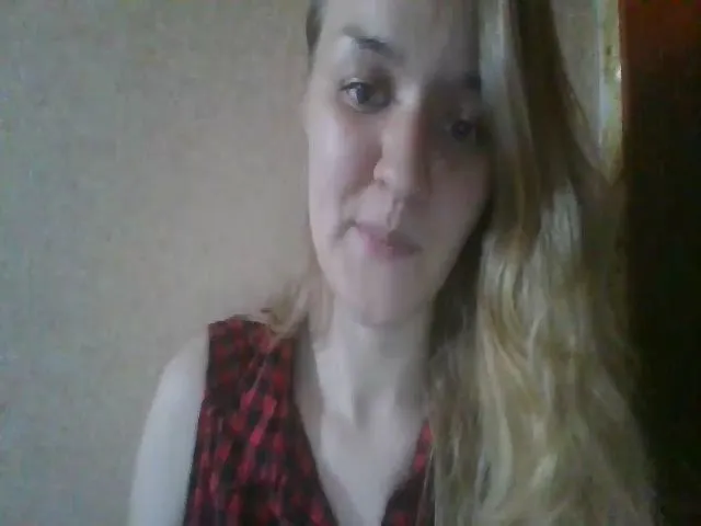 Live sex webcam photo for ScarletChase #273741246