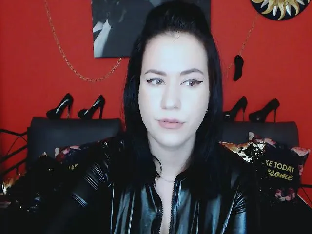 Live sex webcam photo for ScarletQuin #274254562
