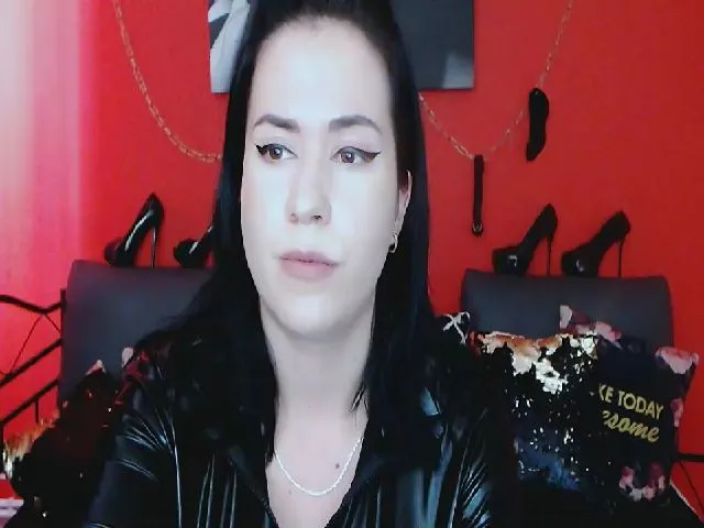 Live sex webcam photo for ScarletQuin #274256892