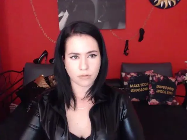 Live sex webcam photo for ScarletQuin #274467531