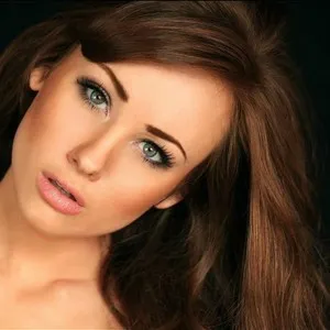 Live sex webcam photo for ScarletRyan #289918274