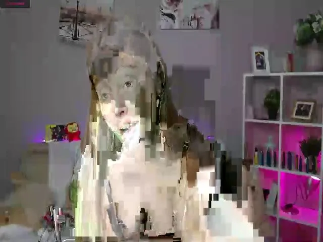 Live sex webcam photo for Scarlet_roxy #271806629