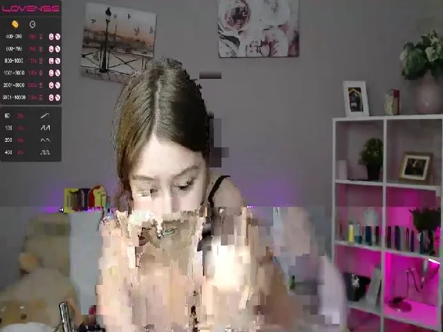 Live sex webcam photo for Scarlet_roxy #271832705