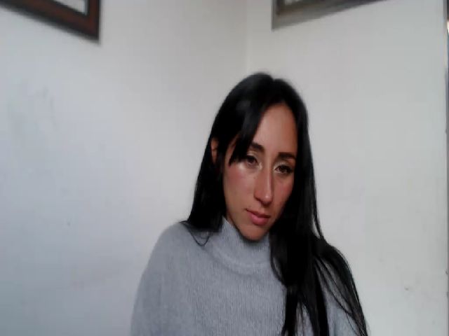 Live sex webcam photo for Scarlet_tatto #273603267