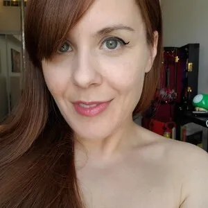 Live sex webcam photo for ScarlettLeigh #290790231
