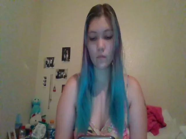 Live sex webcam photo for Scarlette93 #273413820