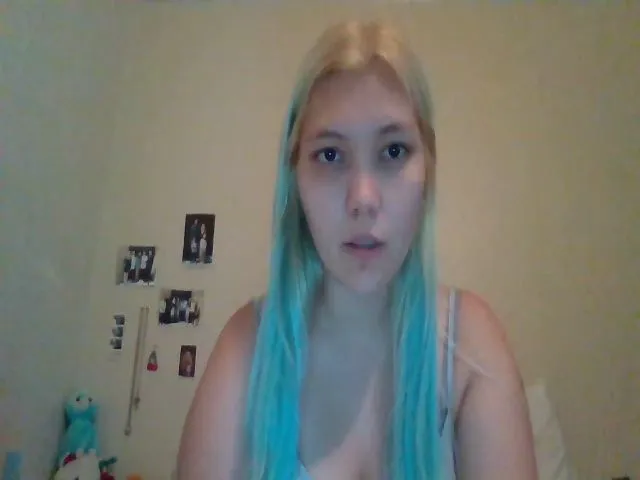 Live sex webcam photo for Scarlette93 #273429950