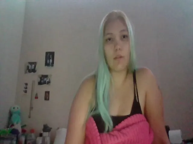 Live sex webcam photo for Scarlette93 #273441832