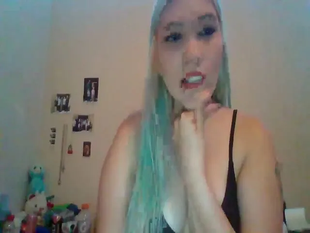 Live sex webcam photo for Scarlette93 #273444800