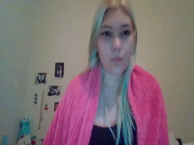 Live sex webcam photo for Scarlette93 #273453438