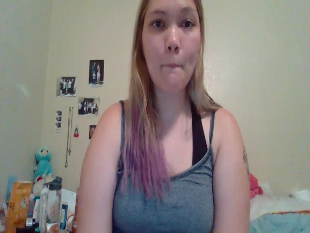 Live sex webcam photo for Scarlette93 #273632816