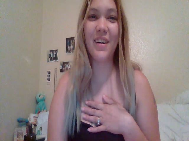 Live sex webcam photo for Scarlette93 #274027377