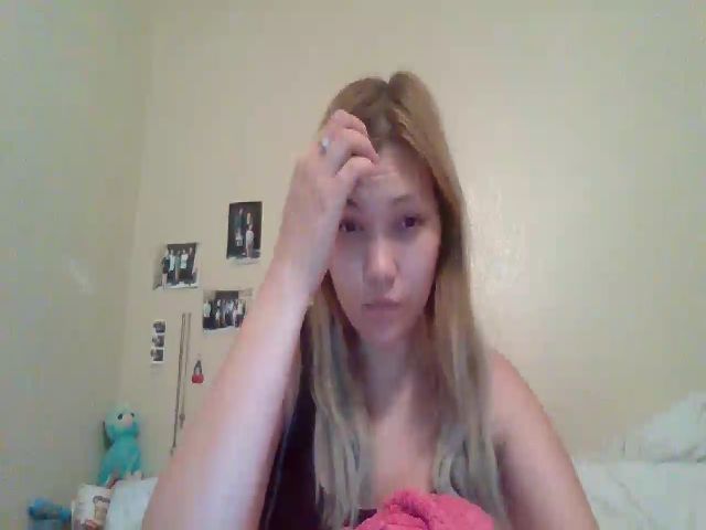 Live sex webcam photo for Scarlette93 #274027679