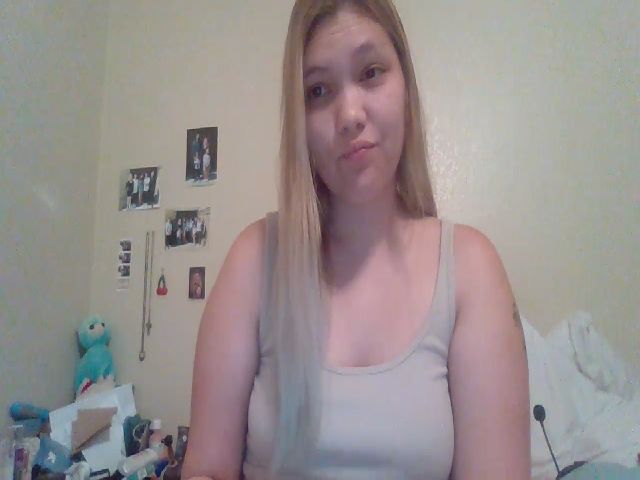 Live sex webcam photo for Scarlette93 #274039292