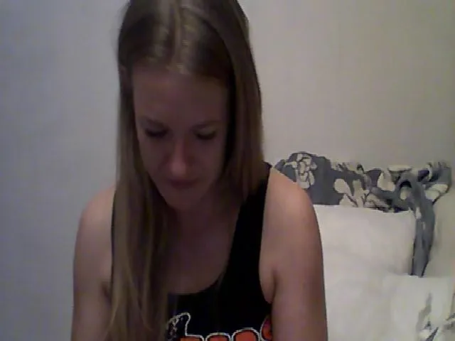 Live sex webcam photo for Scottish_tina #272454032