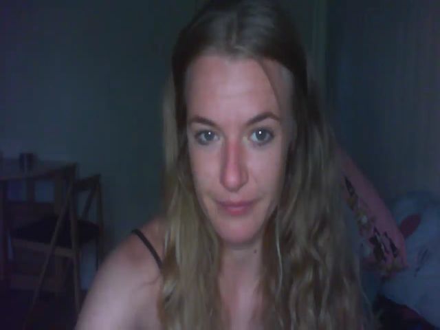 Live sex webcam photo for Scottish_tina #273425768