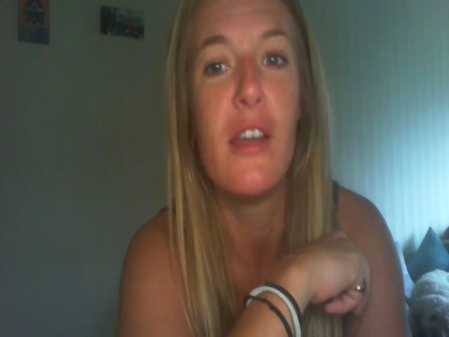 Live sex webcam photo for Scottish_tina #274146767