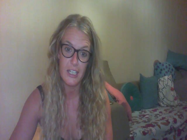 Live sex webcam photo for Scottish_tina #274588003