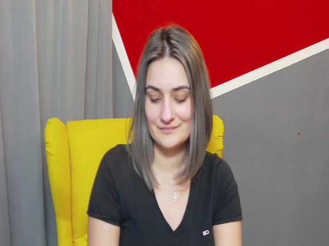 Live sex webcam photo for SecretAmber #272841152