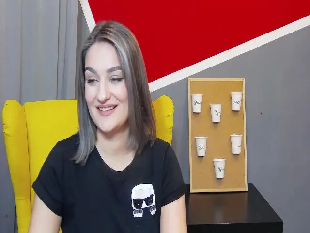 Live sex webcam photo for SecretAmber #272865045