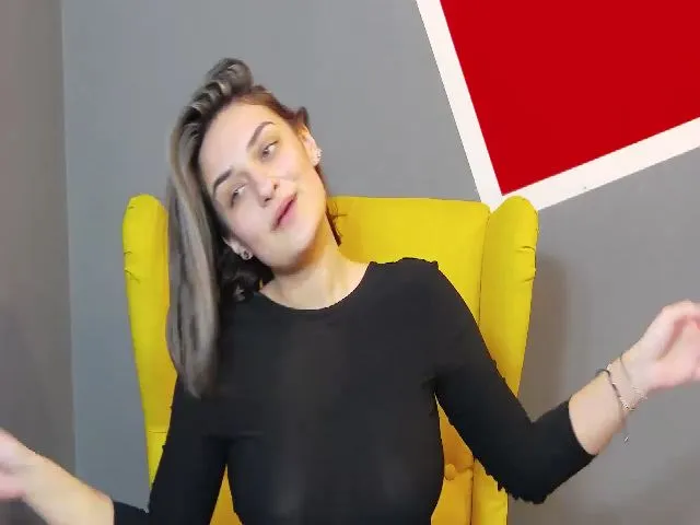 Live sex webcam photo for SecretAmber #272877631