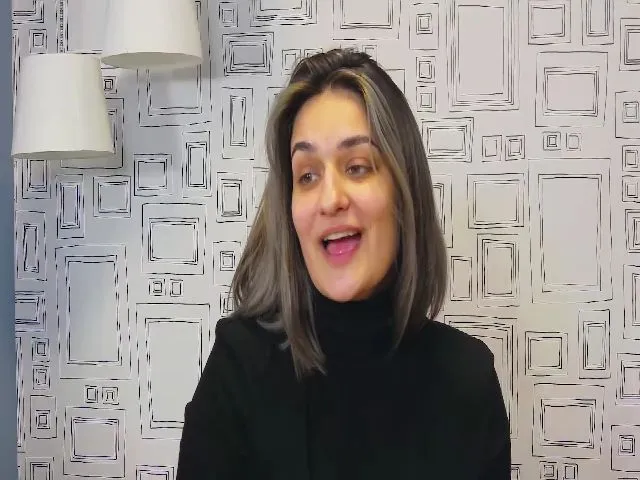 Live sex webcam photo for SecretAmber #273107249