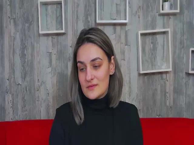 Live sex webcam photo for SecretAmber #273108211