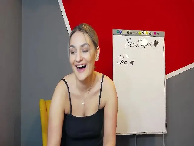 Live sex webcam photo for SecretAmber #273117294