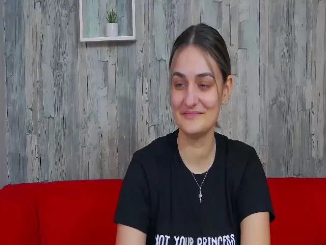 Live sex webcam photo for SecretAmber #273244730