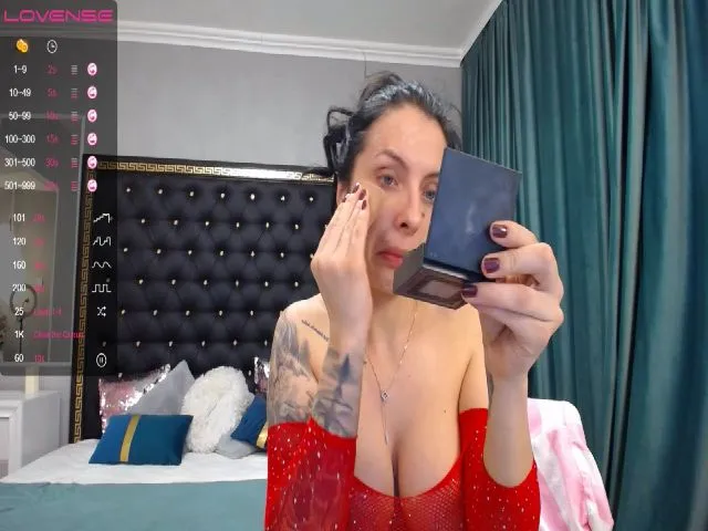 Live sex webcam photo for SeeyaN #272922522