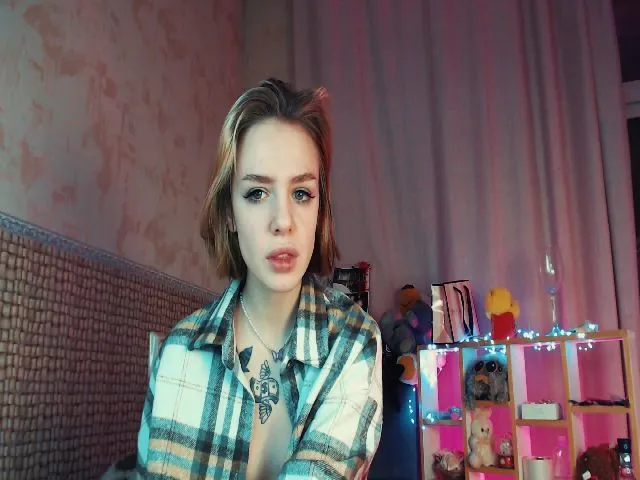 Live sex webcam photo for Seeyoudaddy #272134605