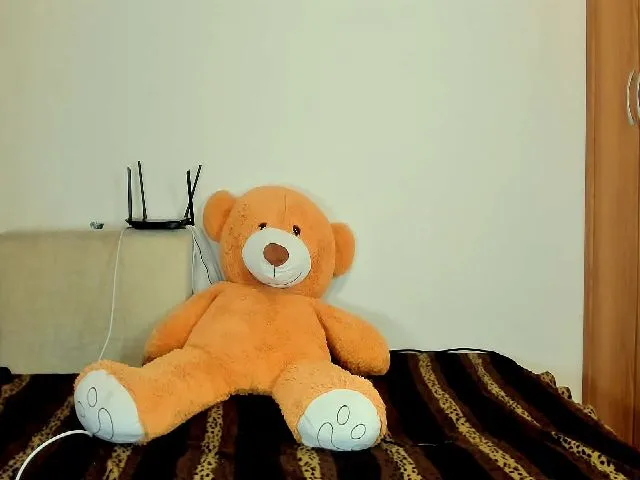 Live sex webcam photo for SelaDaxx #271714142
