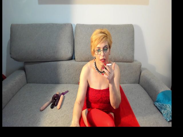 Live sex webcam photo for Selenamature #271849271