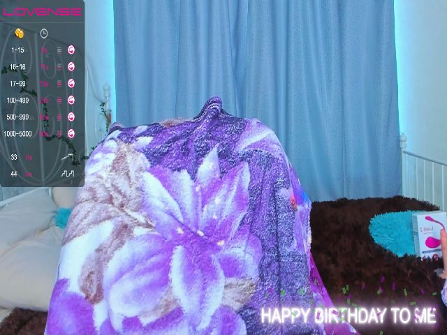 Live sex webcam photo for SendiH0t #272741510