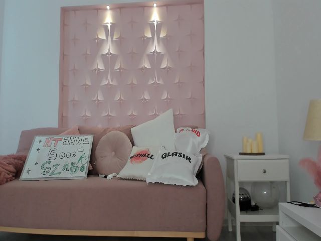 Live sex webcam photo for Sensationowl_ #273709900