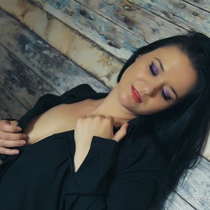 Live sex webcam photo for SensualCrissa #278200358