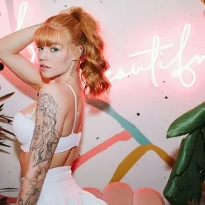 Live sex webcam photo for Seraquinn_ #290641374