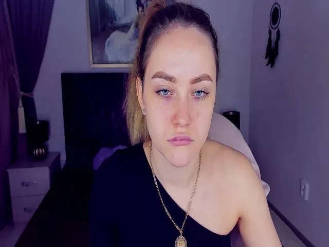 Live sex webcam photo for SeveiGold #271695843